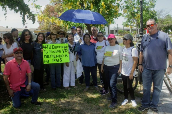 Desairan la marcha anti AMLO en Los Mochis