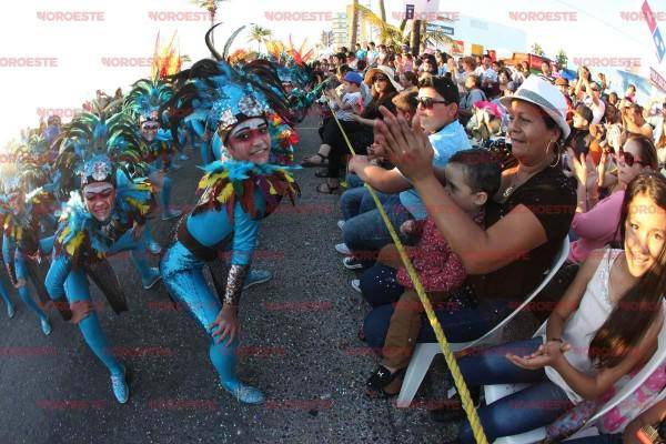 La organización del Carnaval de Mazatlán queda a consideración de la población; el domingo habrá consulta, anuncia el Alcalde