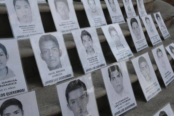 A 7 años del caso Ayotzinapa, familiares reclaman la falta de avances y respuestas de las autoridades