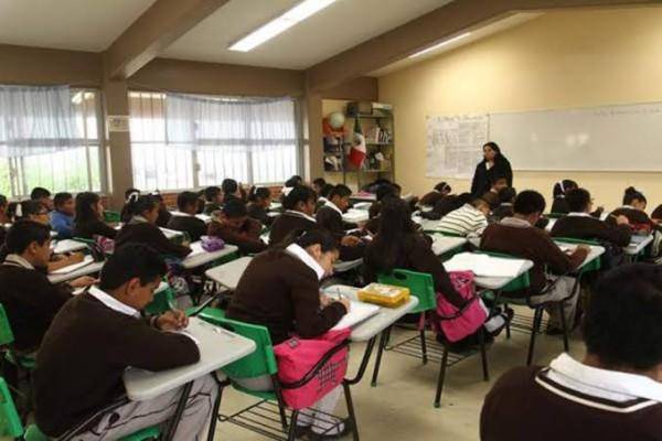 En Sinaloa, alumnos con riesgo de abandono escolar podrán tomar clases presenciales a partir del 26 de abril