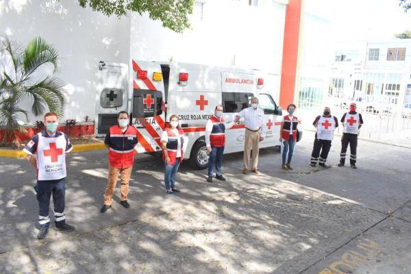 Paramédicos en Mazatlán reportan descenso de traslados a hospitales de pacientes graves con Covid