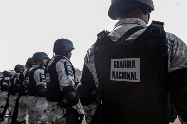 Elementos de la Guardia Nacional fueron agredidos en la colonia Los Arcos en Reynosa.