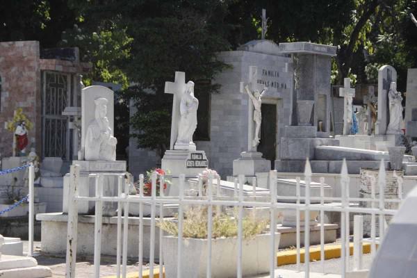 Panteones de Culiacán estarán abiertos el Día del Padre, pero con restricciones