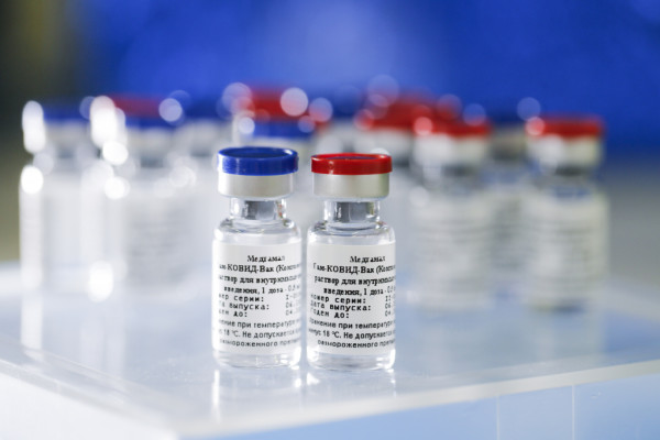 Rusia firma acuerdo para proveer a México 32 millones de vacunas contra el Covid-19