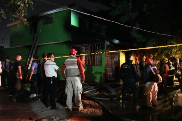 Fallecen dos hermanos menores de edad en un incendio en el sector Barrancos en Culiacán