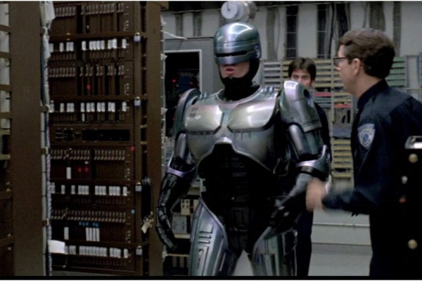 RoboCop regresa de la mano del director Neill Blomkamp