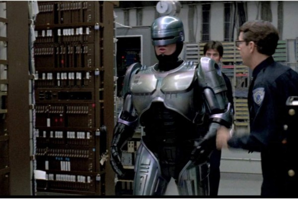 El filme RoboCop Returns retomará la historia de 1987, aseguran.
