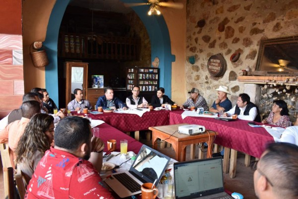 Van por el rescate de Copala