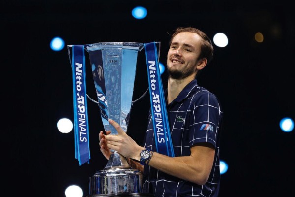 Daniil Medvedev se corona en el Masters tras vencer a Dominic Thiem