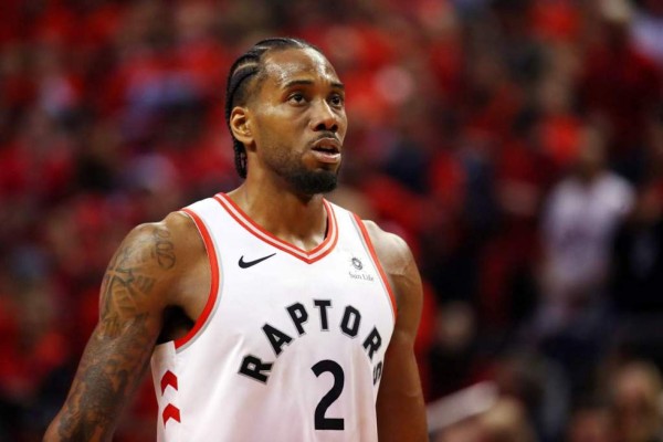 Kawhi Leonard se va a Clippers.