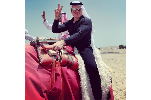 Senador de MC se la pasa bomba en una visita oficial a Qatar, y presume sus FOTOS turisteando