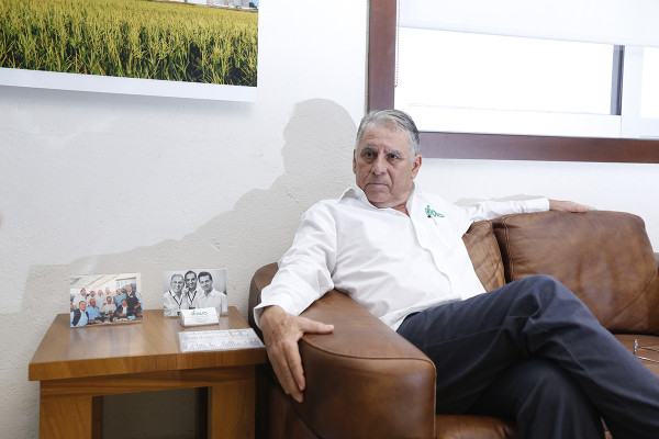 AMLO es hombre de buenas intenciones, dice el empresario granero Joel Valenzuela Parra