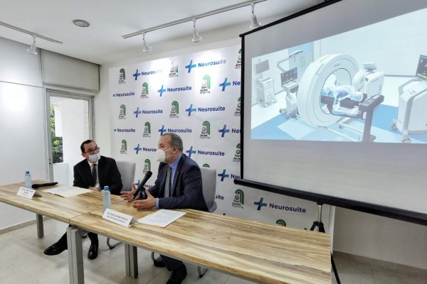 Guadalajara adquiere equipo de alta tecnología para tumores, lesiones en la columna y enfermedades neurológicas