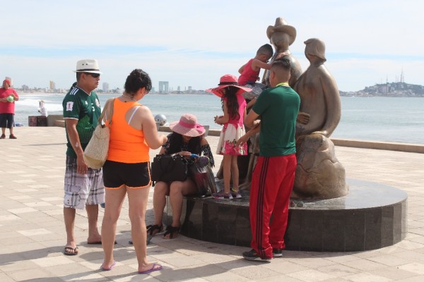 Vive Mazatlán un Buen Fin turístico