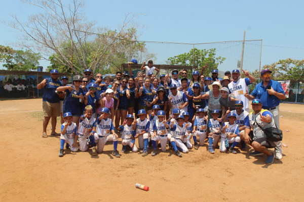 Se corona Tijuana Municipal Azul en Nacional de Beisbol Escuelita