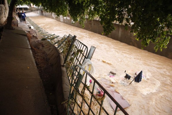En Culiacán reportan desaparición de 3 mujeres arrastradas por la corriente