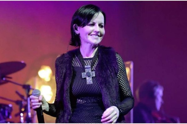 Dolores O'Riordan, quien fuera vocalista de The Cranberries.