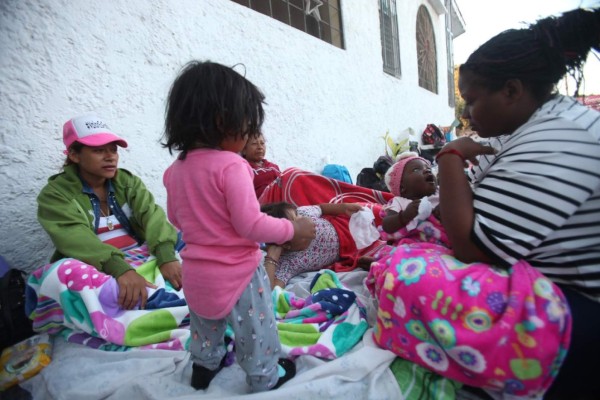 Evita presencia de activistas robo y abuso a caravana de migrantes a su paso por Sinaloa