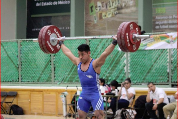 Jonathan Muñoz logró el oro en la Halterofilia por la UAS.