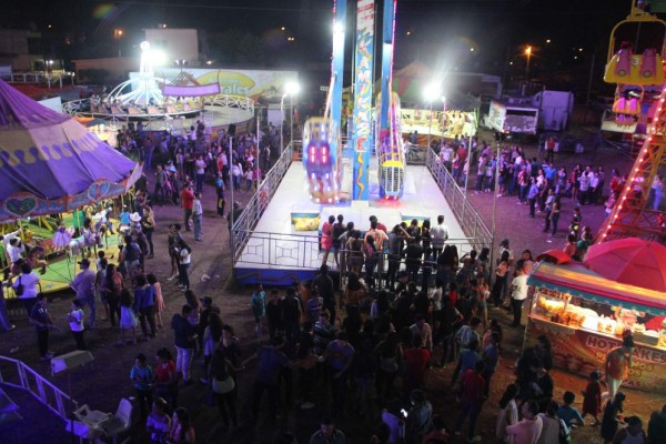 Reportan incremento de asistentes a la Feria de la Primavera, en Rosario