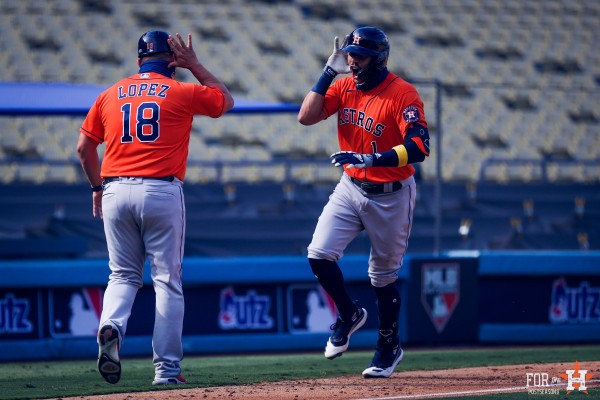 Carlos Correa pegó par de cuadrangulares para los Astros de Houston. (Twitter @astros)