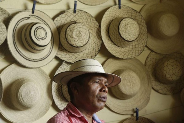 Reconoce UNESCO sombrero 'Pintao' de Panamá