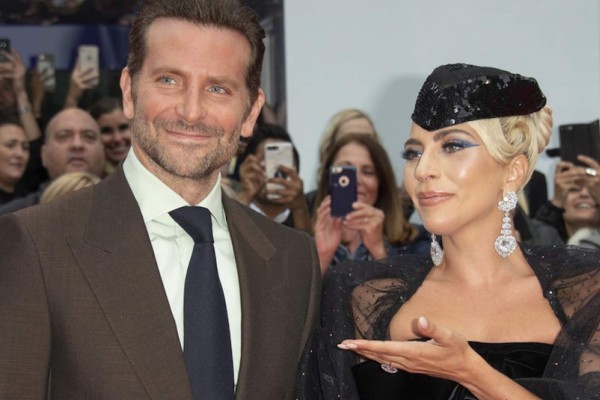 Foto de Lady Gaga con Bradley Cooper es desmentida: Derek Rowen fue quien acompañó al director