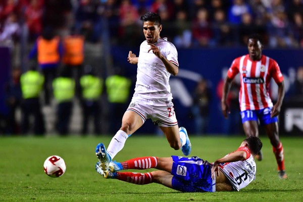 Atlético de san Luis y Guadalajara empatan a dos goles.