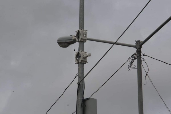 Con total facilidad, se roban otras 4 cámaras de vigilancia en Mazatlán