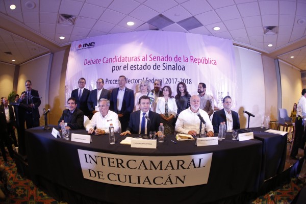 Dan debate al Senado... de golpe tras golpe ¡tras golpe!