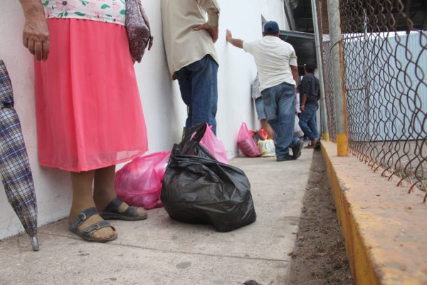 En penal de Mazatlán reciben solo comida y artículos de primera necesidad para internos para evitar contagios de Covid