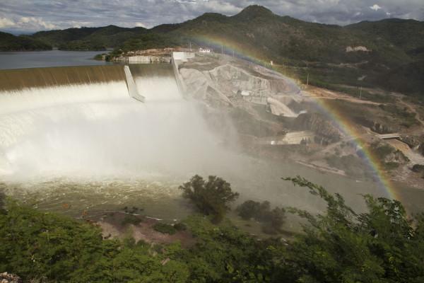 Conselva trabaja en proyecto para mejorar uso de agua en Distrito de Riego 111
