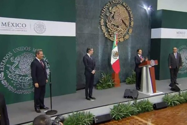 Renuncia Aurelio Nuño a la SEP; se va a campaña del PRI