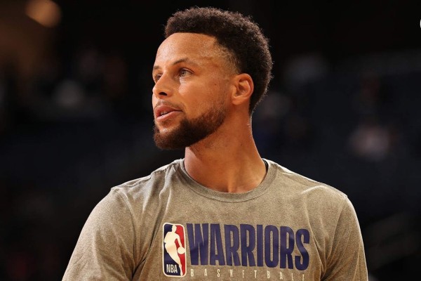 Los Warriors esperan la vuelta de Stephen Curry este jueves contra los Raptors