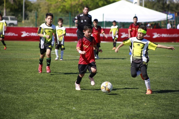 Halcones de Saucillo Chihuahua contra Club Deportivo Imperiales de Durango.