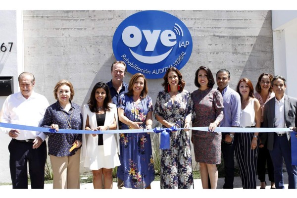 Rafael Rea Andrade, Hortensia Chávez de Rea, Adriana Rojo Zazueta, Alberto Ayala Castañeda, Mariela Rea de Ayala, Rosy Fuentes de Ordaz, Magaly Acosta de Ramírez, Israel Ramírez Rocha, Cecilia Castro de Saíto, Daniela Lagunas de Acosta y Arturo Acosta.