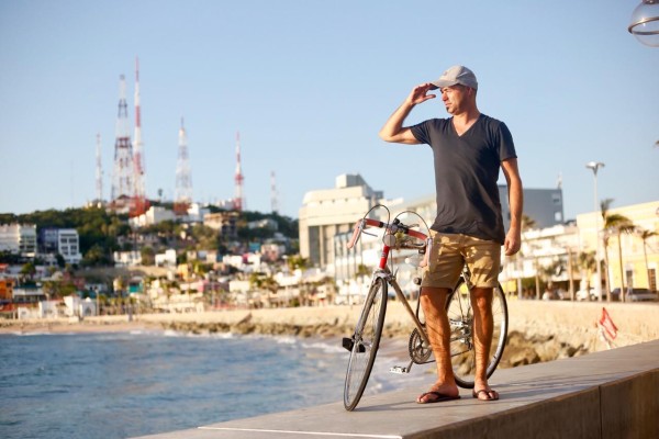 Paulo Martins, el portugués que recorre el mundo en su bicicleta, llega a Mazatlán