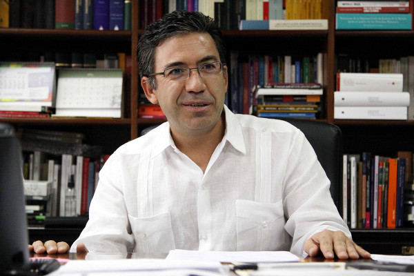 Ratifican, por sexta vez, a Enrique Inzunza en el Supremo Tribunal