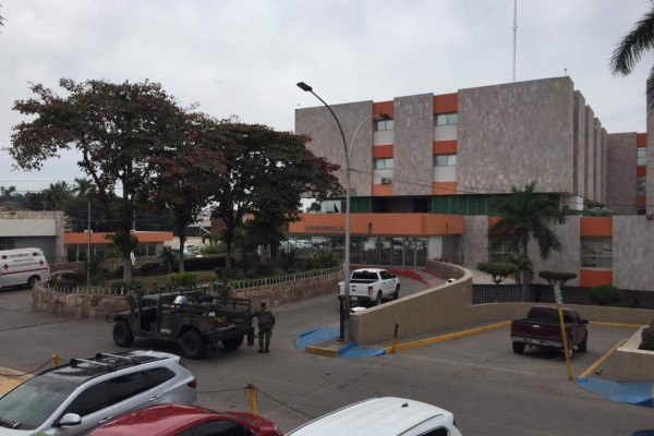 Se registra balacera en el área de urgencias del Hospital del IMSS en Culiacán