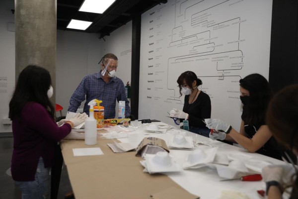 Adquirirá Centro de Ciencias máquina cortadora para fabricar 12 mil cubrebocas N95