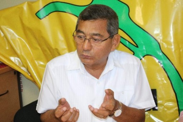 No hubo ofrecimientos del PRD a Chenel para cambiarse de partido, señala Audómar Ahumada