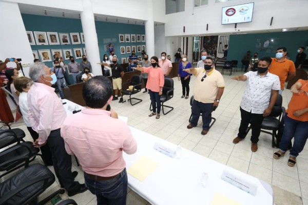 Van por la profesionalización de servicios en La Noria, Mazatlán