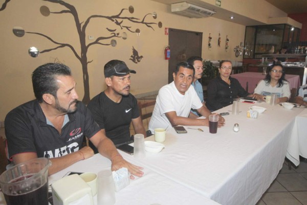 En conferencia de prensa en Mazatlán, se dio a conocer la convocatoria para el Medio Maratón San Pedro 2018, que se llevará a cabo el 24 de junio en Chametla.