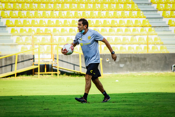 David Patiño destaca las cualidades del futbolista sinaloense.