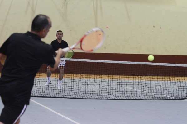 Intensas siguen las acciones en el Torneo de Tenis MZT Open Bajo Techo