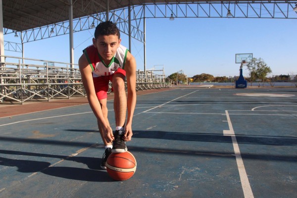 Armando Isaac Tirado Peraza tiene 10 años practicando el deporte ráfaga.