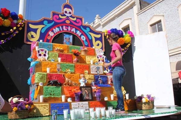 Desairan escuelas concurso de altares