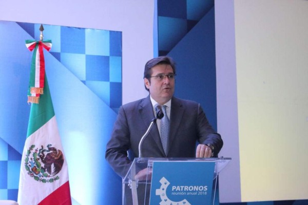 Otorga Forbes al empresario sinaloense Agustín Coppel Luken el Premio a la Excelencia Empresarial