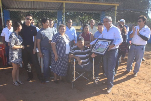 Vive Olegario Zazueta momento soñado en el Polluelos