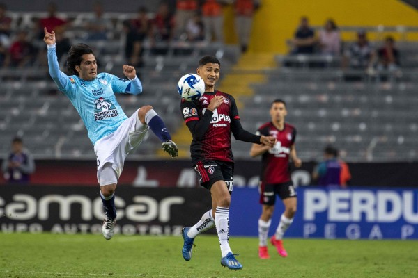 Pachuca hunde más al Atlas y lo vence 2-0 en el Jalisco